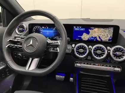 Photo 19 Mercedes GLA 250 e Hybrid EQ AMG Line