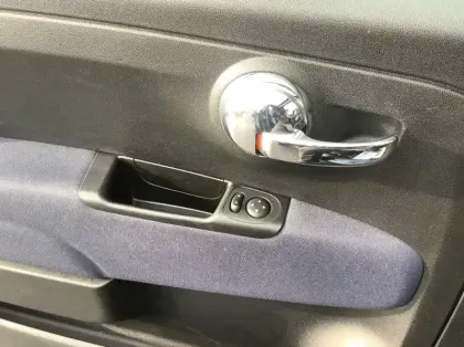 Photo 16 Fiat 500 MY22 1.0 70 ch Hybride BSG S/S Cult