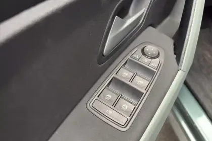 Photo 14 Dacia Duster Hybrid 140 Extreme