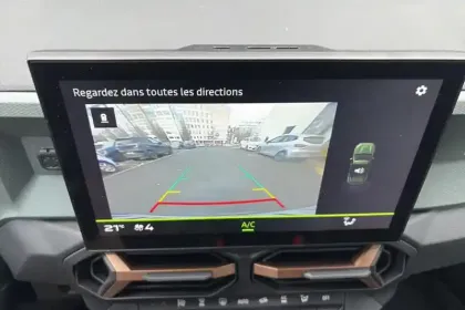 Photo 16 Dacia Duster Hybrid 140 Extreme