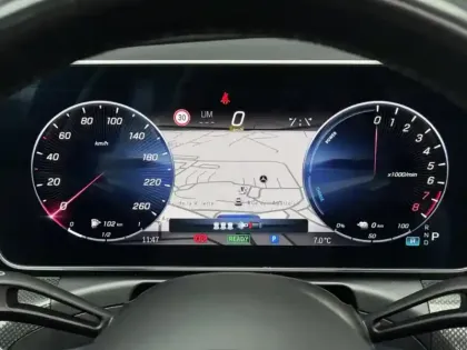 Photo 31 Mercedes Classe C 300 e Break AMG line