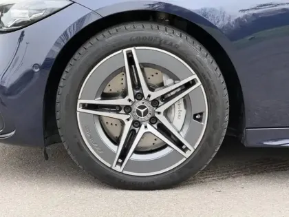 Photo 12 Mercedes Classe C 300 e Break AMG line