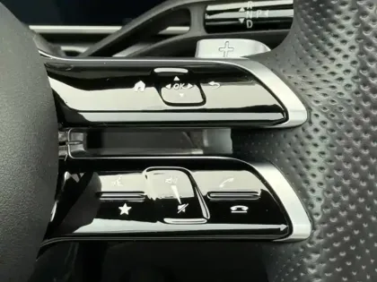 Photo 26 Mercedes Classe C 300 e Break AMG line