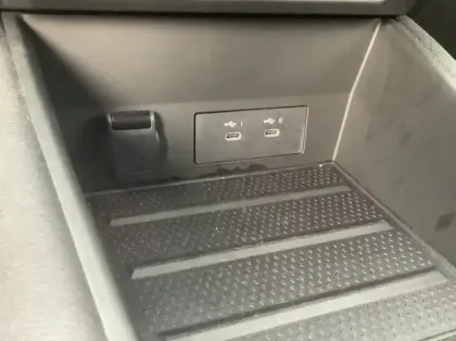 Photo 20 Renault Symbioz Nouveau E-Tech full hybrid 145 Iconic