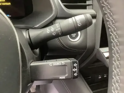 Photo 19 Renault Symbioz Nouveau E-Tech full hybrid 145 Iconic