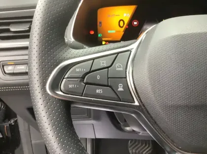 Photo 23 Renault Symbioz Nouveau E-Tech full hybrid 145 Iconic