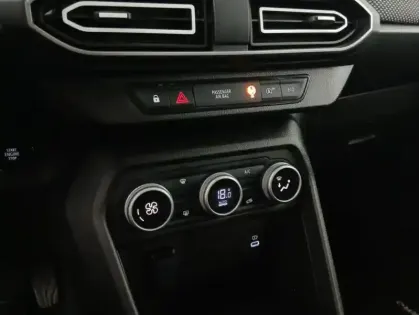 Photo 23 Dacia Sandero TCe 90 GSR2 Journey