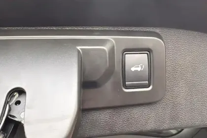 Photo 14 Renault Austral E-Tech full hybrid 200 GSR2 Iconic