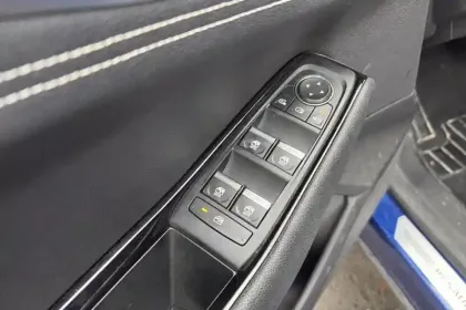 Photo 15 Renault Austral E-Tech full hybrid 200 GSR2 Iconic