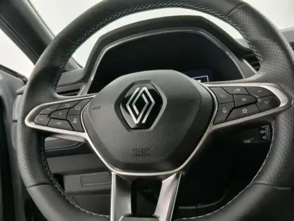 Photo 25 Renault Captur E-Tech full hybrid 145 ch esprit Alpine