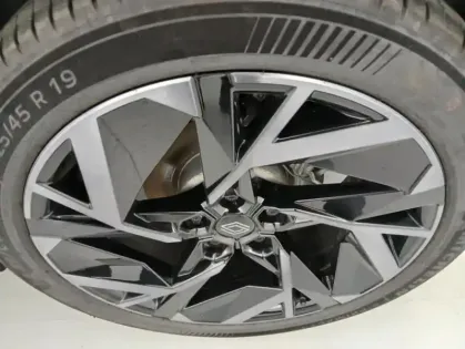 Photo 16 Renault Captur E-Tech full hybrid 145 ch esprit Alpine