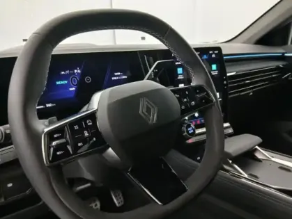 Photo 25 Renault Espace VI E-Tech full hybrid 200 GSR2 esprit Alpine