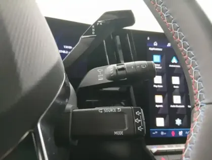 Photo 24 Renault Espace VI E-Tech full hybrid 200 GSR2 esprit Alpine