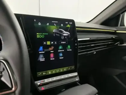 Photo 22 Renault Espace VI E-Tech full hybrid 200 GSR2 esprit Alpine