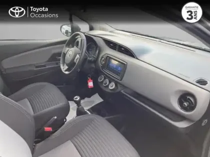 Photo 5 Toyota Yaris  110 VVT-i France Connect 5p MY19