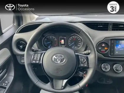 Photo 12 Toyota Yaris  110 VVT-i France Connect 5p MY19