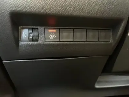 Photo 9 Peugeot 2008  1.2 PureTech 130ch S&S Allure Business