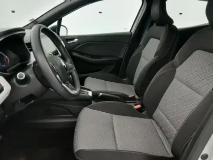 Photo 6 Renault Clio  1.6 E-Tech 140ch Limited -21