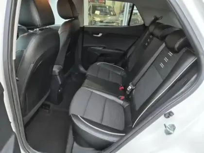 Photo 17 Kia Stonic  1.0 T-GDi 100ch GT Line Premium