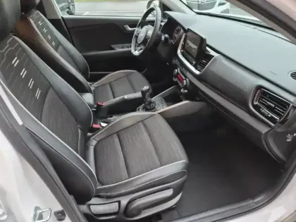 Photo 16 Kia Stonic  1.0 T-GDi 100ch GT Line Premium