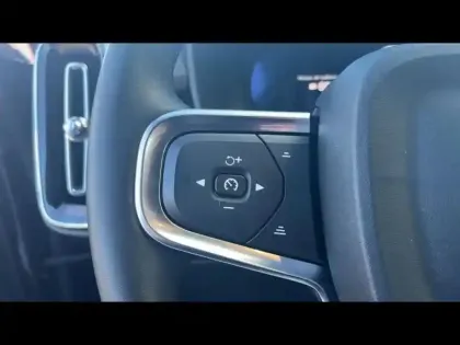 Photo 10 Volvo Ex40  Single Extended Range 252ch Plus