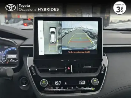 Photo 6 Toyota Corolla  Cross 196 4x4 Premiere