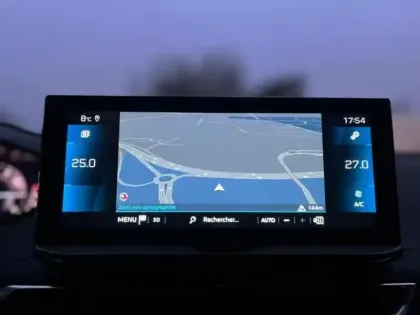 Photo 9 Peugeot 3008  1.2 PureTech 130ch S&S Allure EAT8