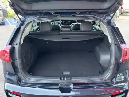 Photo 11 Kia Niro e- Premium 204ch