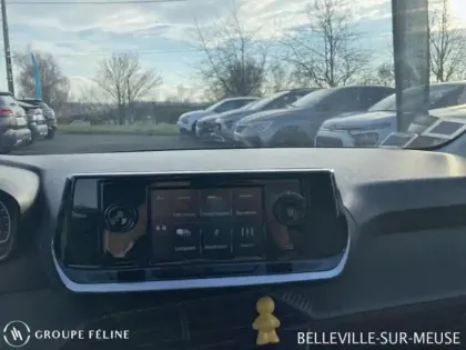 Photo 12 Peugeot 208  1.2 PureTech 75ch S&S Like