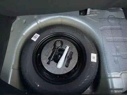 Photo 9 Ford Fiesta Gén. V Ph1 Evo Active X 5