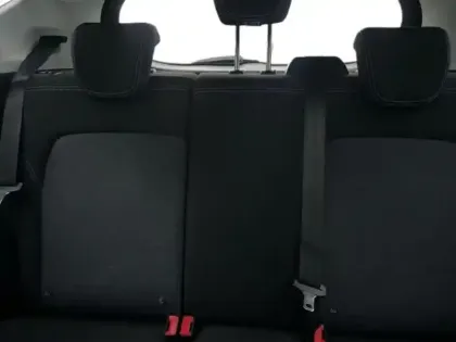 Photo 7 Ford Fiesta Gén. V Ph1 Evo Active X 5