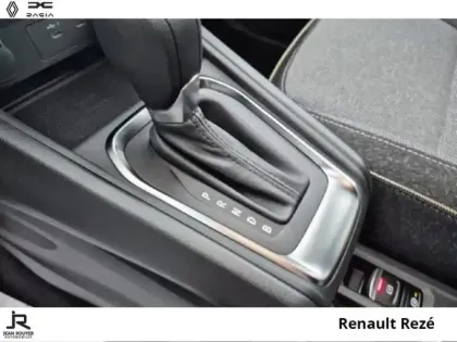 Photo 5 Renault Captur  1.6 E-Tech full hybrid 145ch Techno
