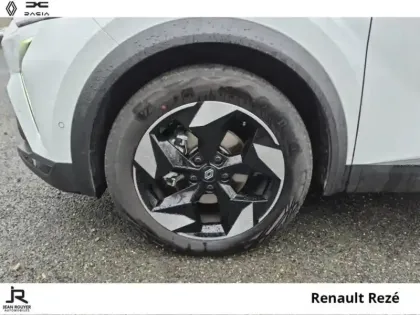 Photo 7 Renault Captur  1.6 E-Tech full hybrid 145ch Techno