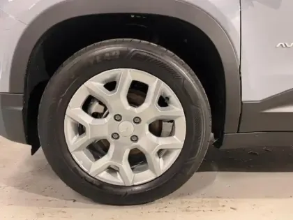 Photo 9 Jeep Avenger  1.2 Turbo T3 110ch MHEV Altitude BVR6 eHybrid