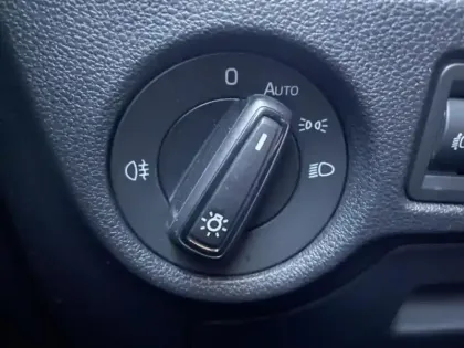 Photo 12 Skoda Kamiq  1.0 TSI Evo 110ch Ambition DSG7