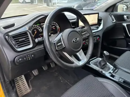 Photo 8 Kia Xceed  1.0 T-GDI 120ch Launch Edition