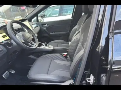 Photo 9 Renault Captur  1.8 E-Tech full hybrid 160ch esprit Alpine - 25