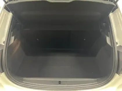 Photo 9 Peugeot 208  e- 136ch GT