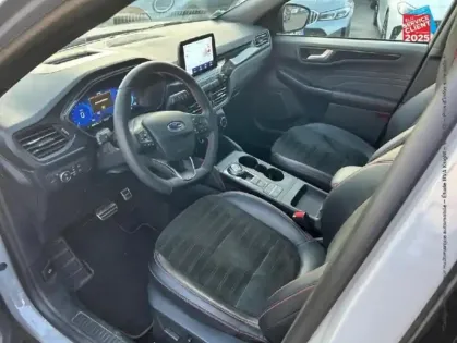 Photo 14 Ford Kuga  2.5 Duratec 190ch FHEV E85 ST-Line BVA