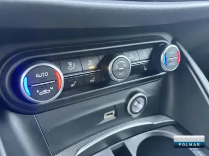 Photo 14 Alfa Romeo Stelvio  2.2 Diesel 160ch Veloce AT8