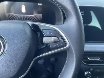 Photo 13 Skoda Kamiq  1.0 TSI Evo 2 95ch Limited Edition