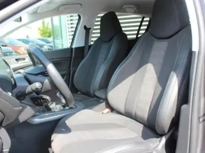 Photo 8 Peugeot 308  1.2 PureTech 110ch S&S Style