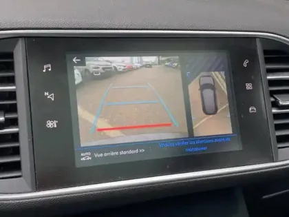 Photo 10 Peugeot 308  1.2 PureTech 110ch S&S Style