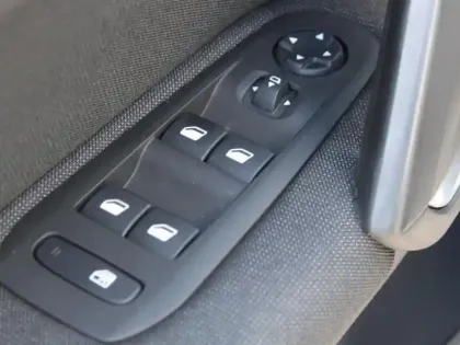 Photo 6 Peugeot 308  1.2 PureTech 110ch S&S Style