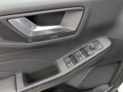 Photo 7 Ford Kuga  2.5 Duratec 190ch FHEV E85 ST-Line X BVA