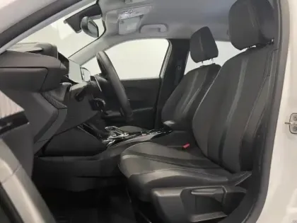 Photo 7 Peugeot 2008  1.2 PureTech 130ch S&S Allure Business EAT8