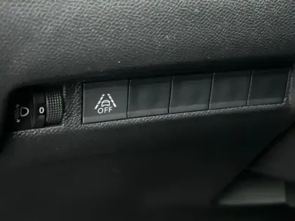 Photo 9 Peugeot 208  1.2 PureTech 75ch S&S Style