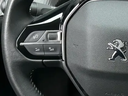 Photo 12 Peugeot 208  1.2 PureTech 75ch S&S Style