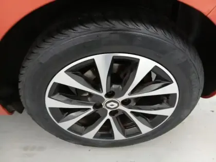 Photo 9 Renault Clio  1.5 Blue dCi 100ch Intens -21N