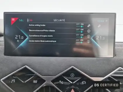 Photo 12 DS DS 3  Crossback E-Tense Performance Line